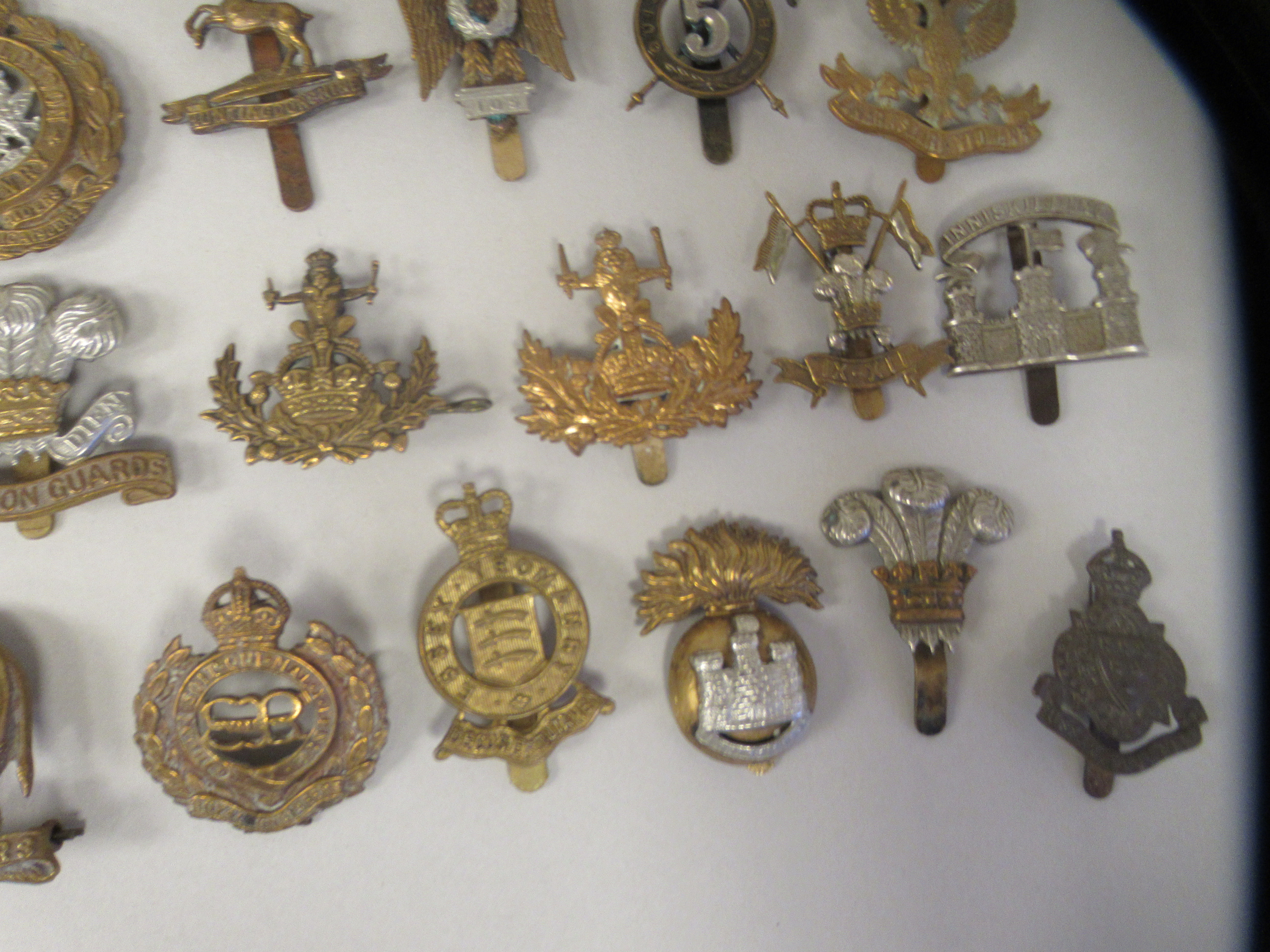 Approx. fifty military cap badges and other insignia, some copies: to include County of London - Image 4 of 6