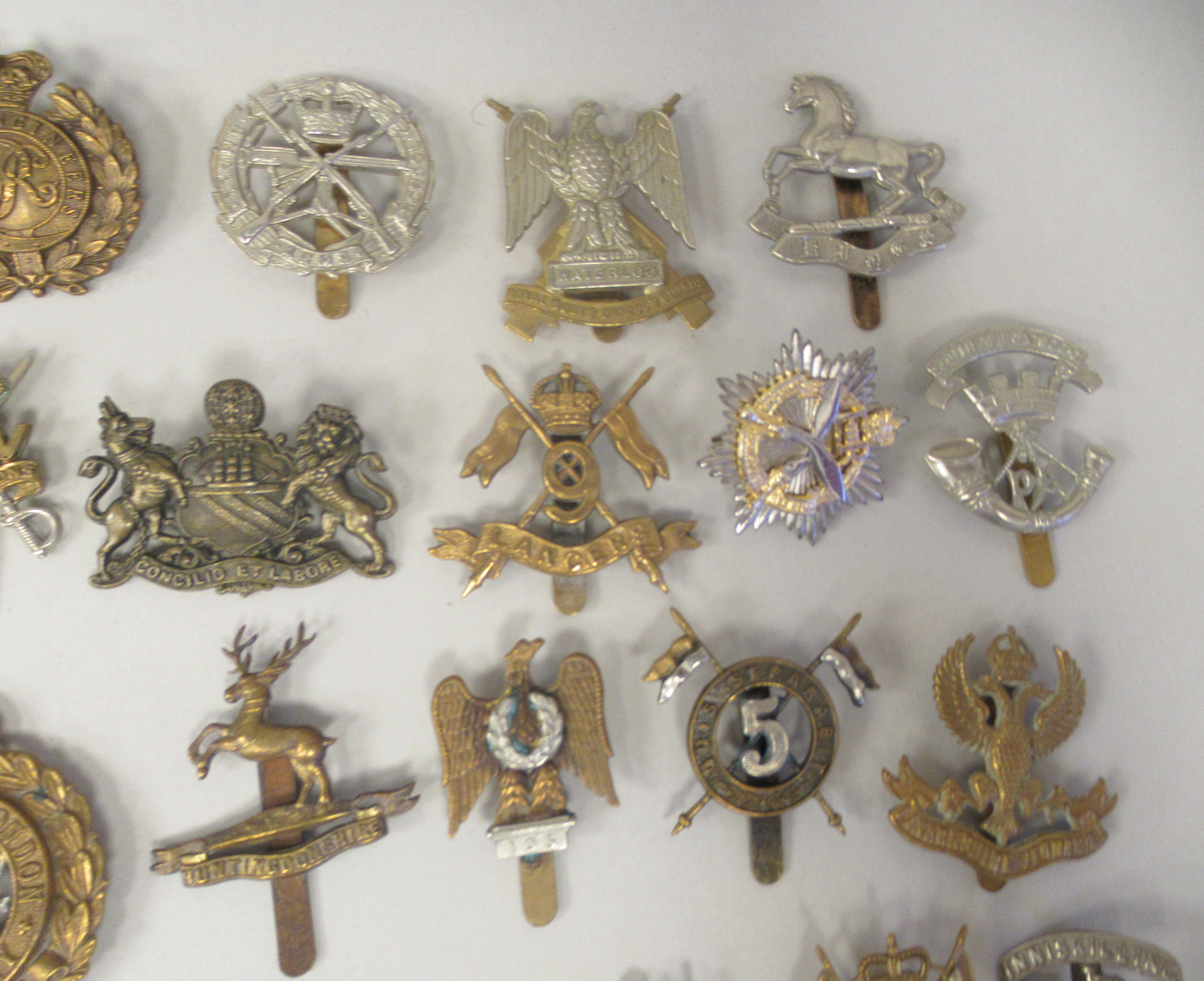 Approx. fifty military cap badges and other insignia, some copies: to include County of London - Image 3 of 6