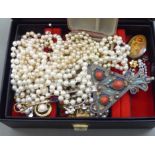 Costume jewellery and items of personal ornament: to include simulated pearls; lorgnettes; faux
