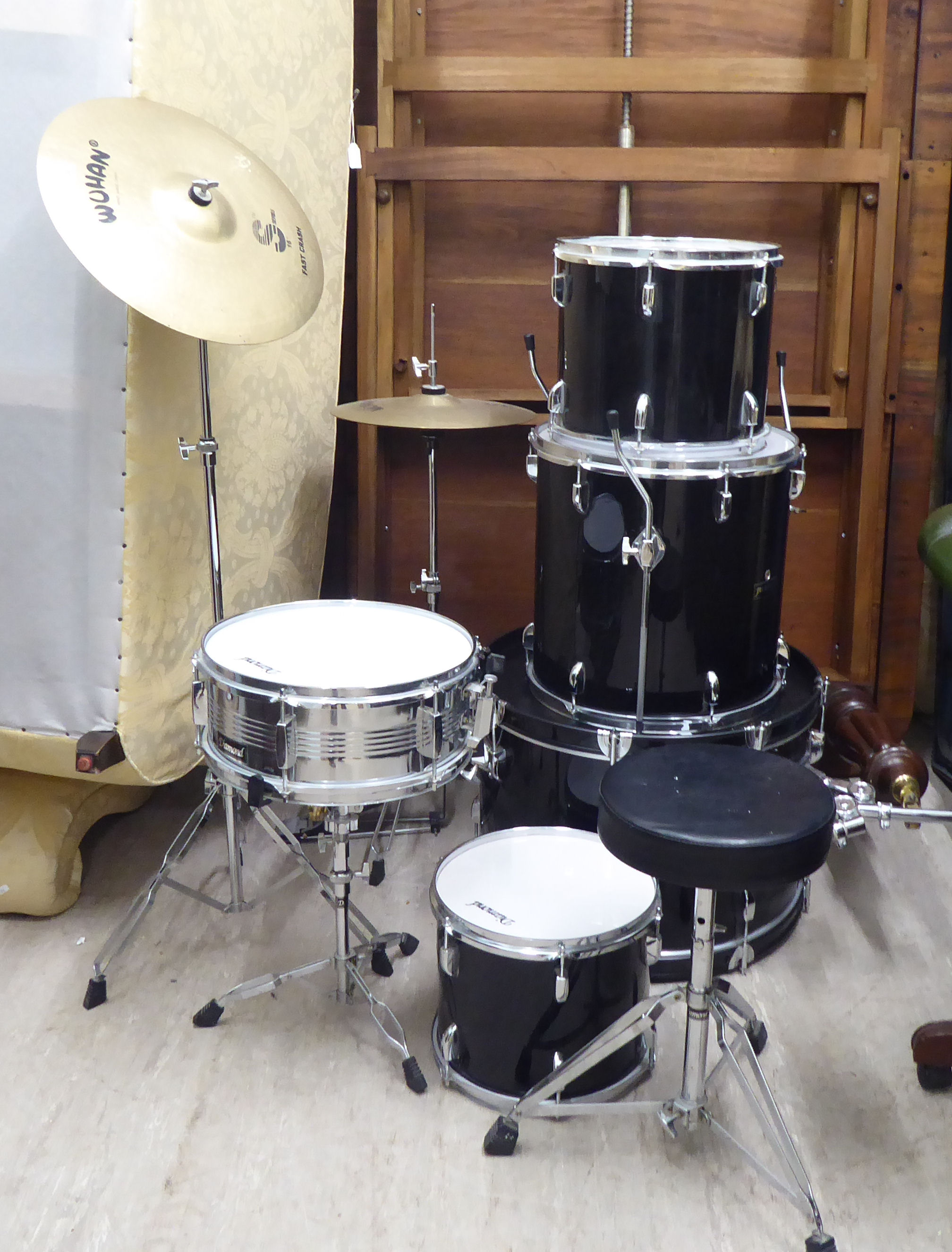 A Diamond seven piece drum set