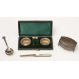 Edwardian silver salts and other items of small silver.