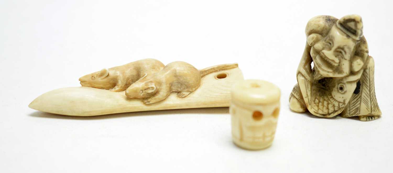 Two Japanese netsuke and a toggle