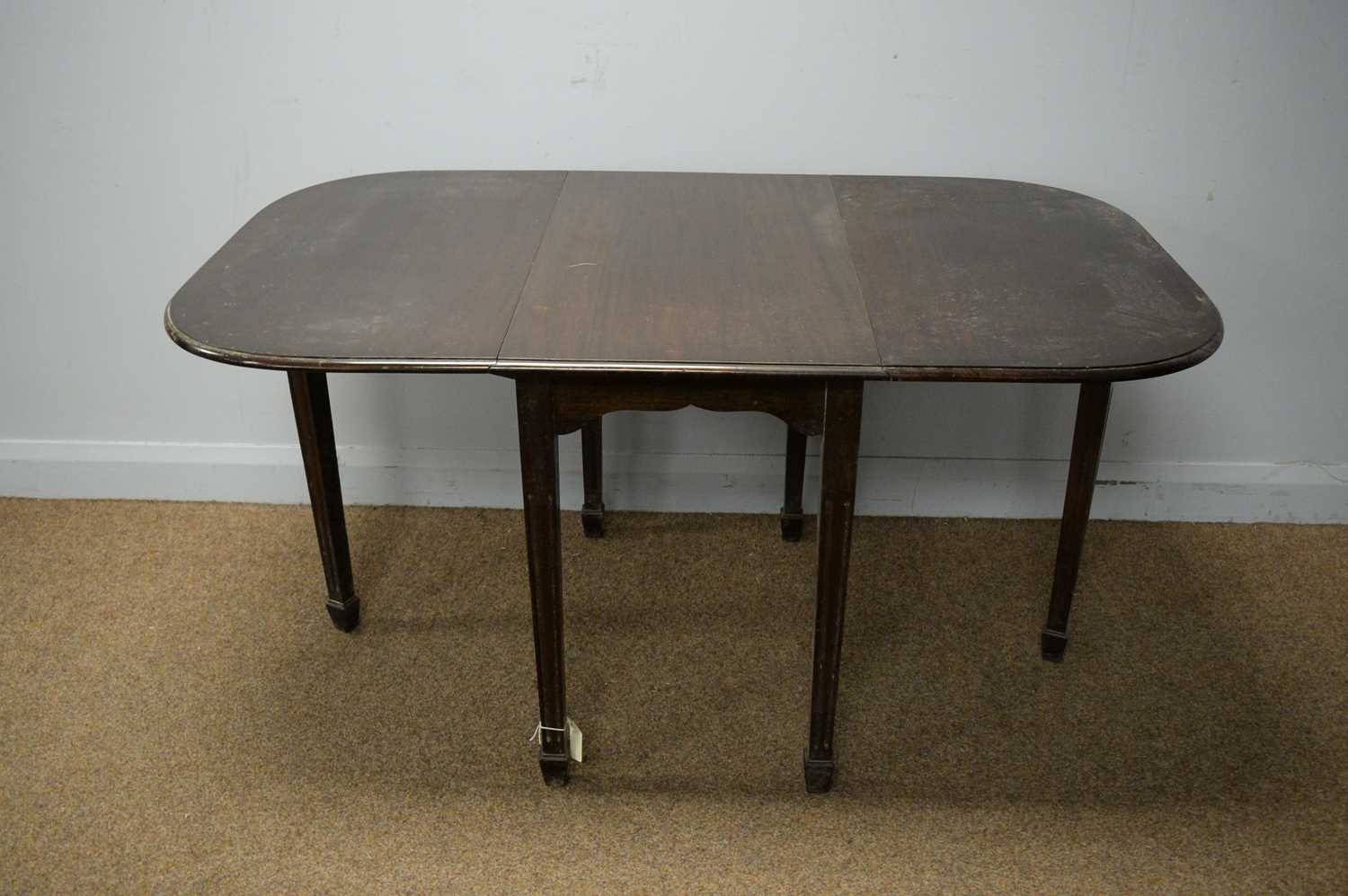 Early 20th C mahogany drop leaf dining table. - Image 2 of 2