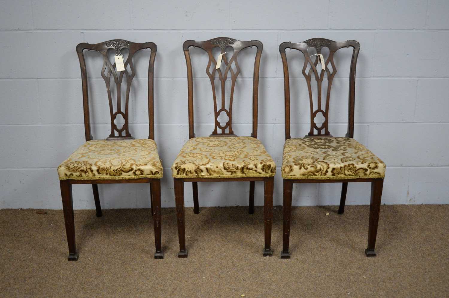 Set of four Victorian and three 20th C George III style dining chairs. - Bild 5 aus 6