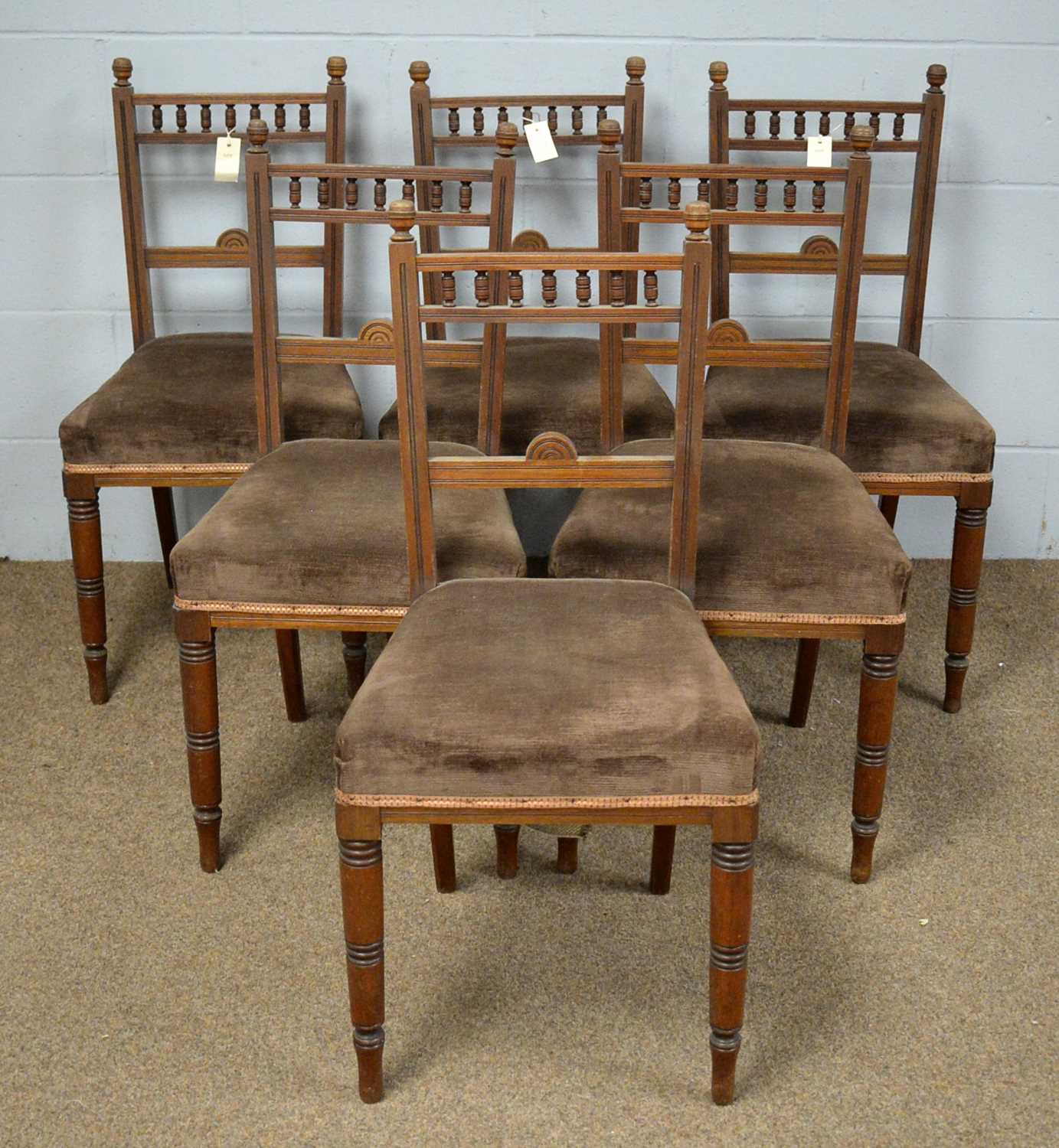 Six Edwardian oak dining chairs and a mahogany twin-pedestal dining table - Bild 2 aus 4
