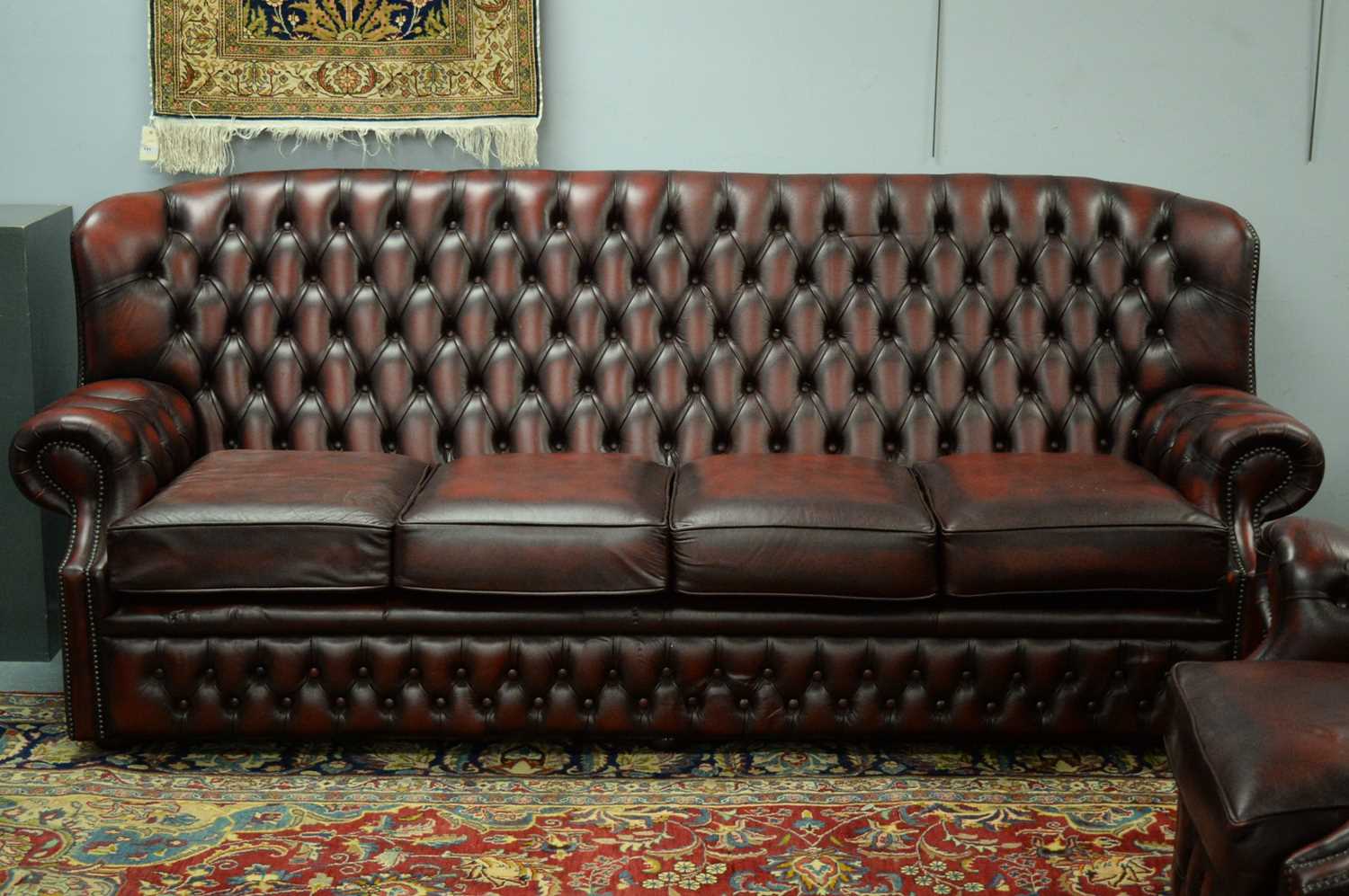 A Chesterfield style oxblood three-piece suite, - Bild 2 aus 4