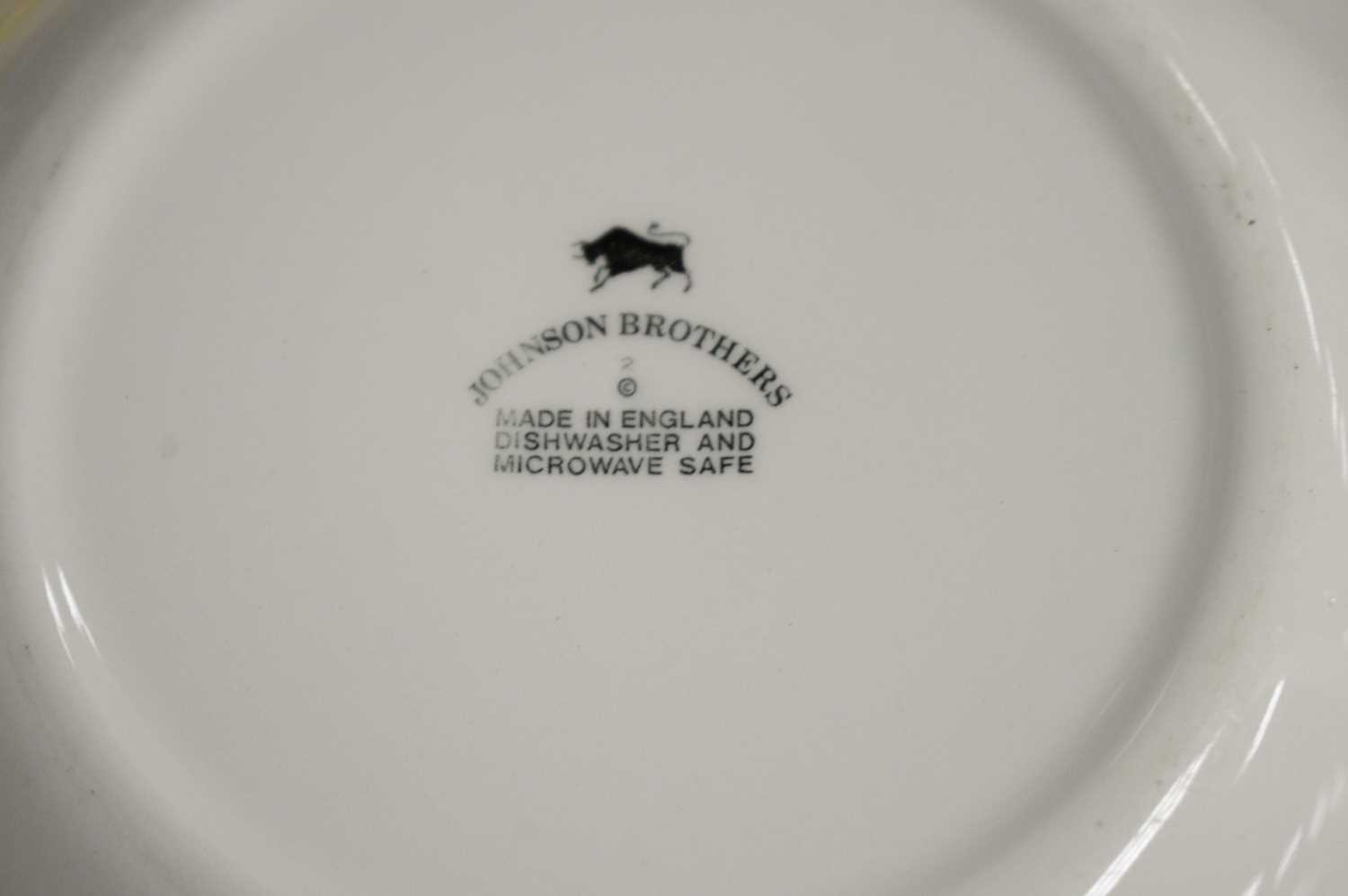 Selection of part dinner services and Christmas plates, various. - Image 7 of 8