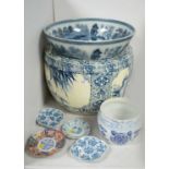 Selection of Chinese and other ceramic items.