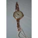 A lady's 9ct gold cased wristwatch,