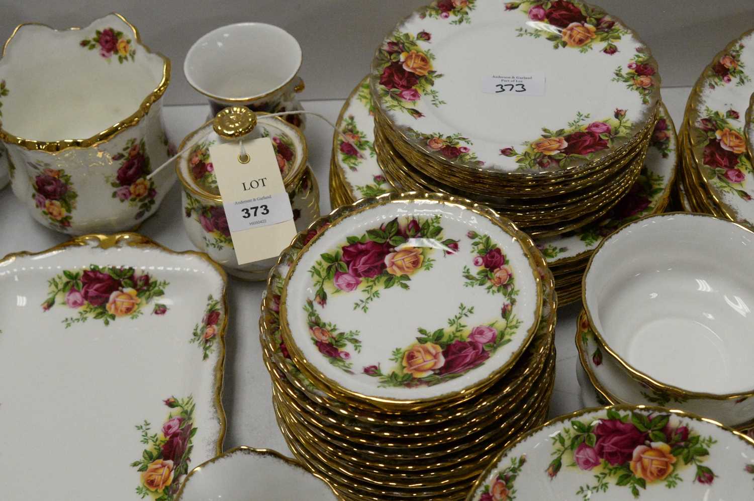 A Royal Albert 'Old Country Roses' pattern part dinner and tea service. - Image 2 of 2