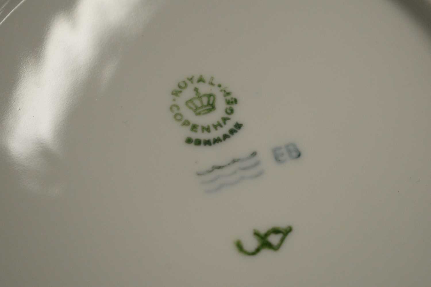 Selection of part dinner services and Christmas plates, various. - Image 2 of 8