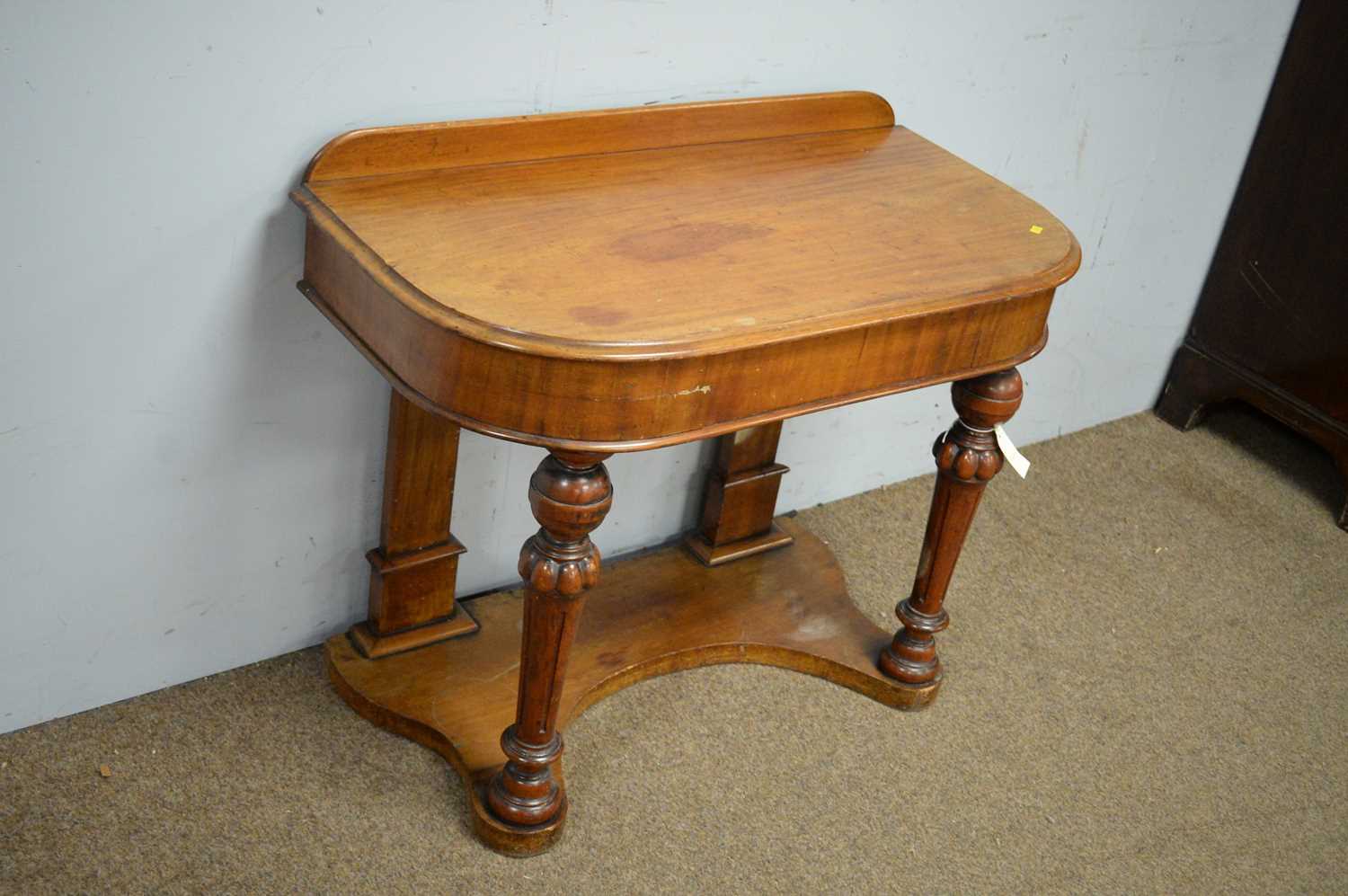 Victorian mahogany washstand. - Image 2 of 2