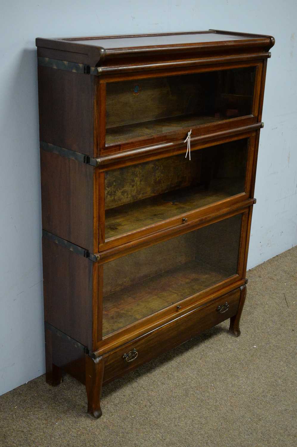 Globe-Wernicke mahogany three-tier bookcase. - Image 2 of 3