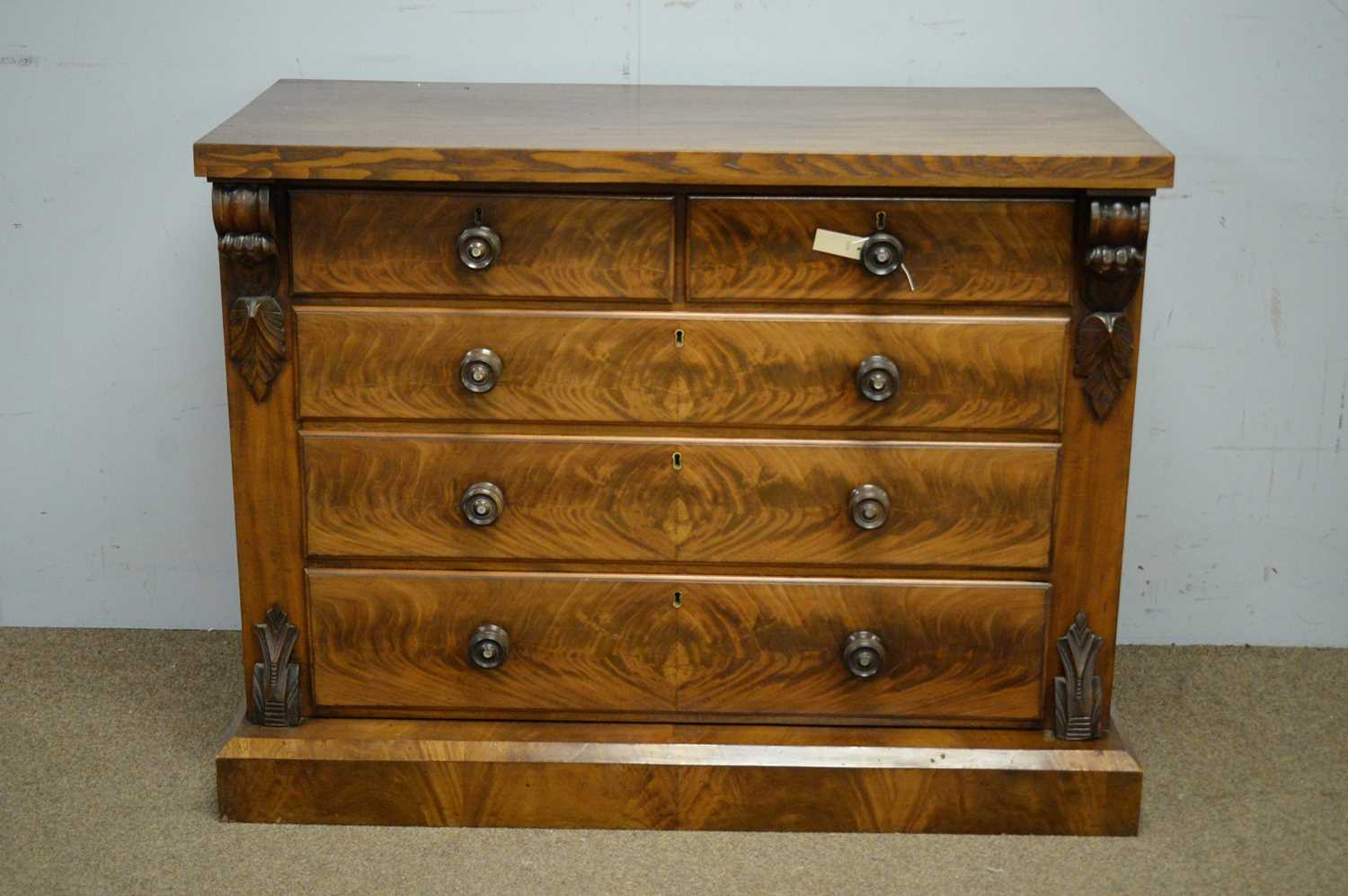 Victorian mahogany chest of drawers.