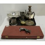 Collection of antique and modern metalware.