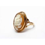 A carved shell cameo ring,