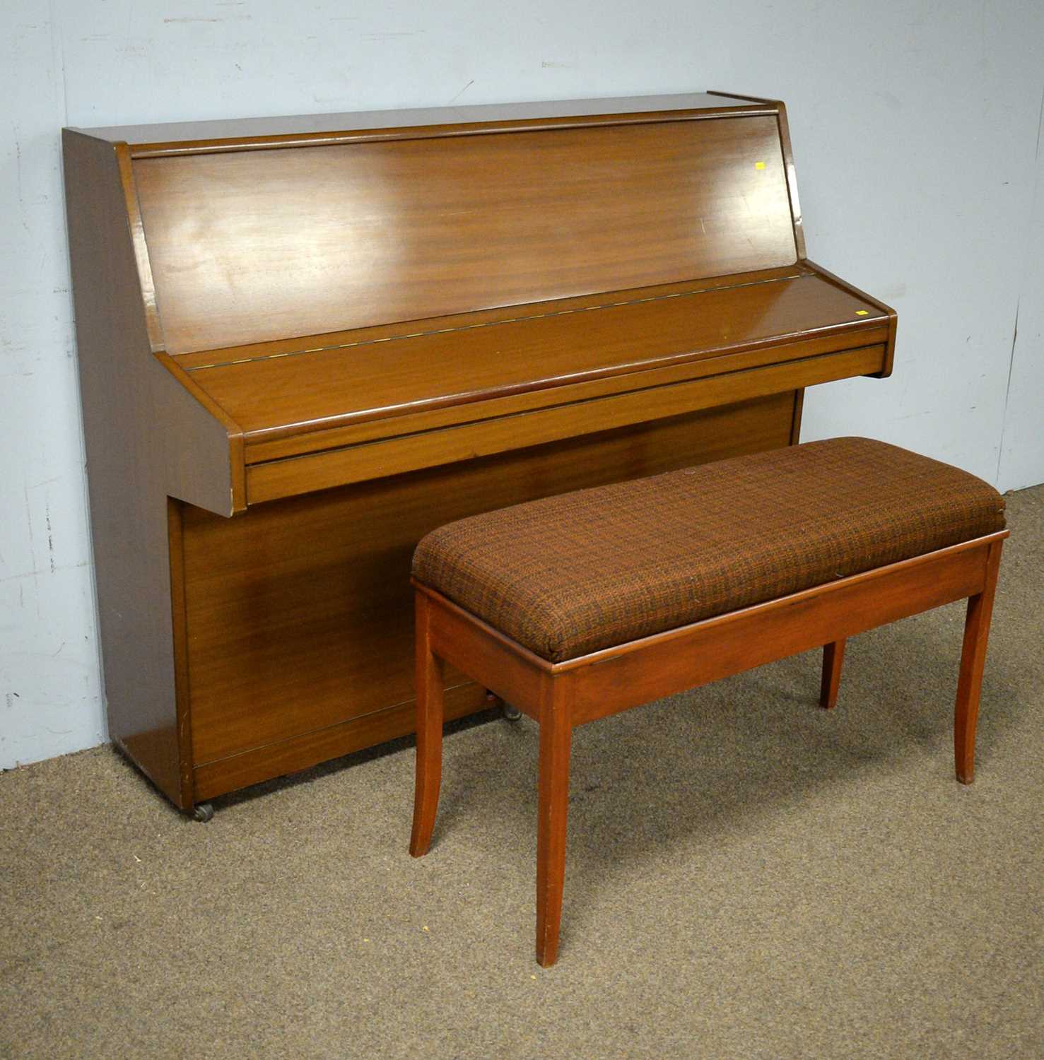 A Schreiber ‘Continental Model’ upright piano - Image 2 of 6