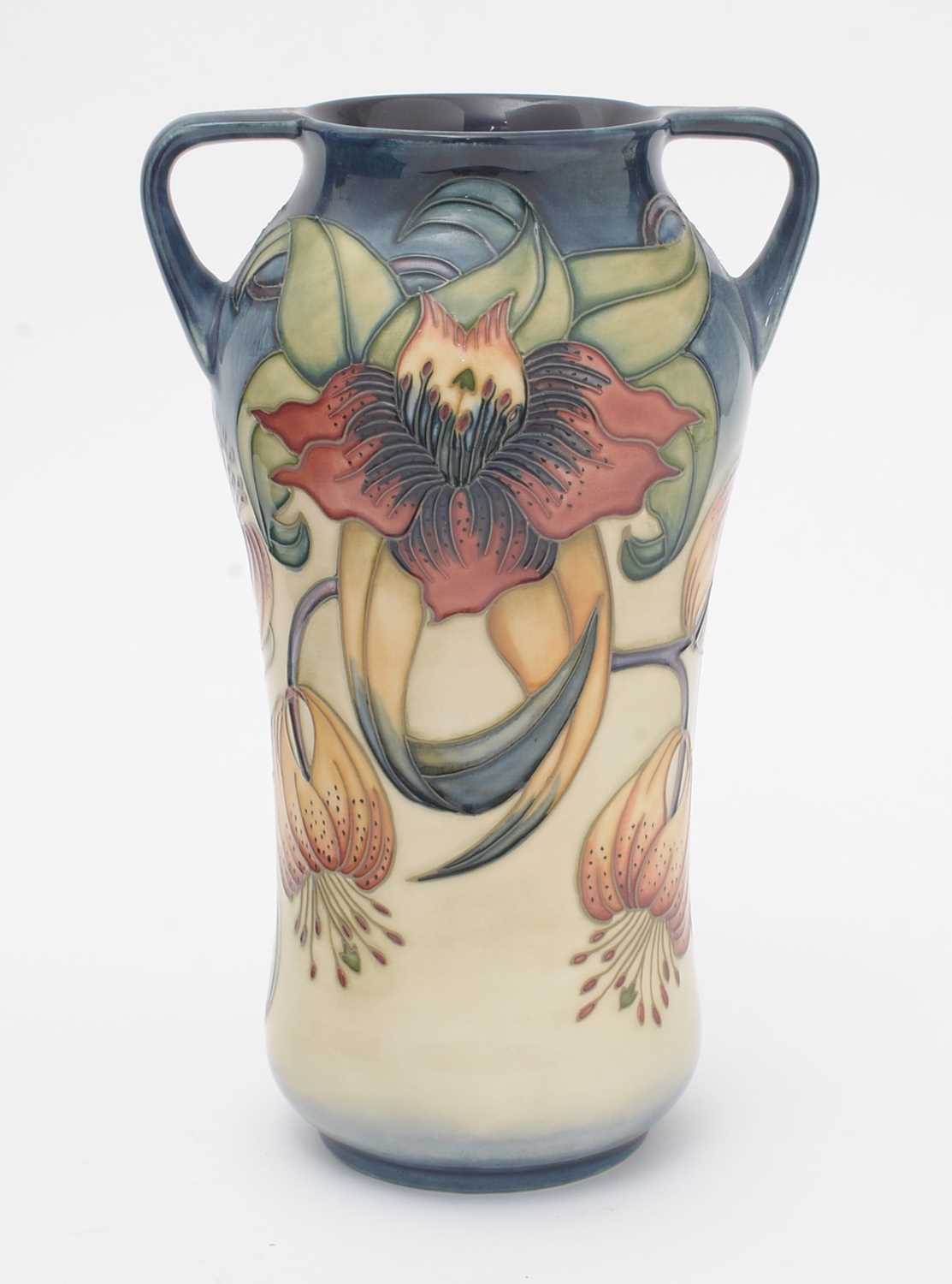 Moorcroft Anna Lily pattern vase - Image 2 of 5