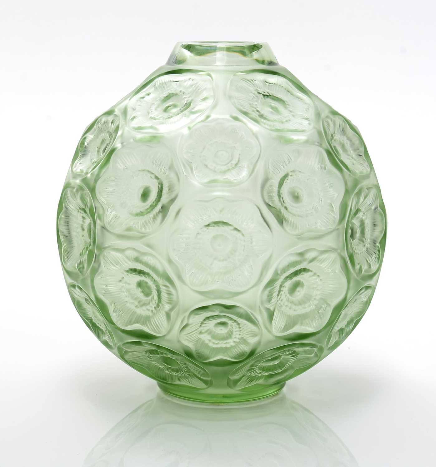 A modern Lalique Anemone vase - Bild 2 aus 9