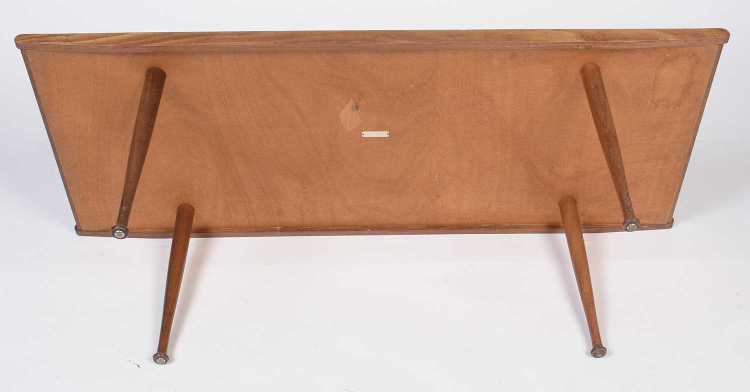 Mesita: a vintage tile top coffee table. - Bild 5 aus 8