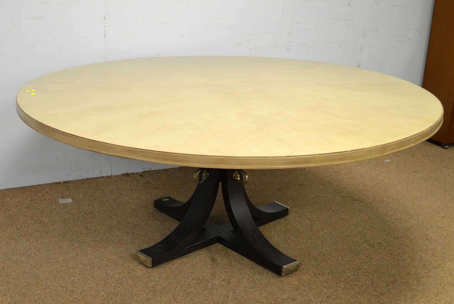 A large painted wood circular dining table. - Image 3 of 5