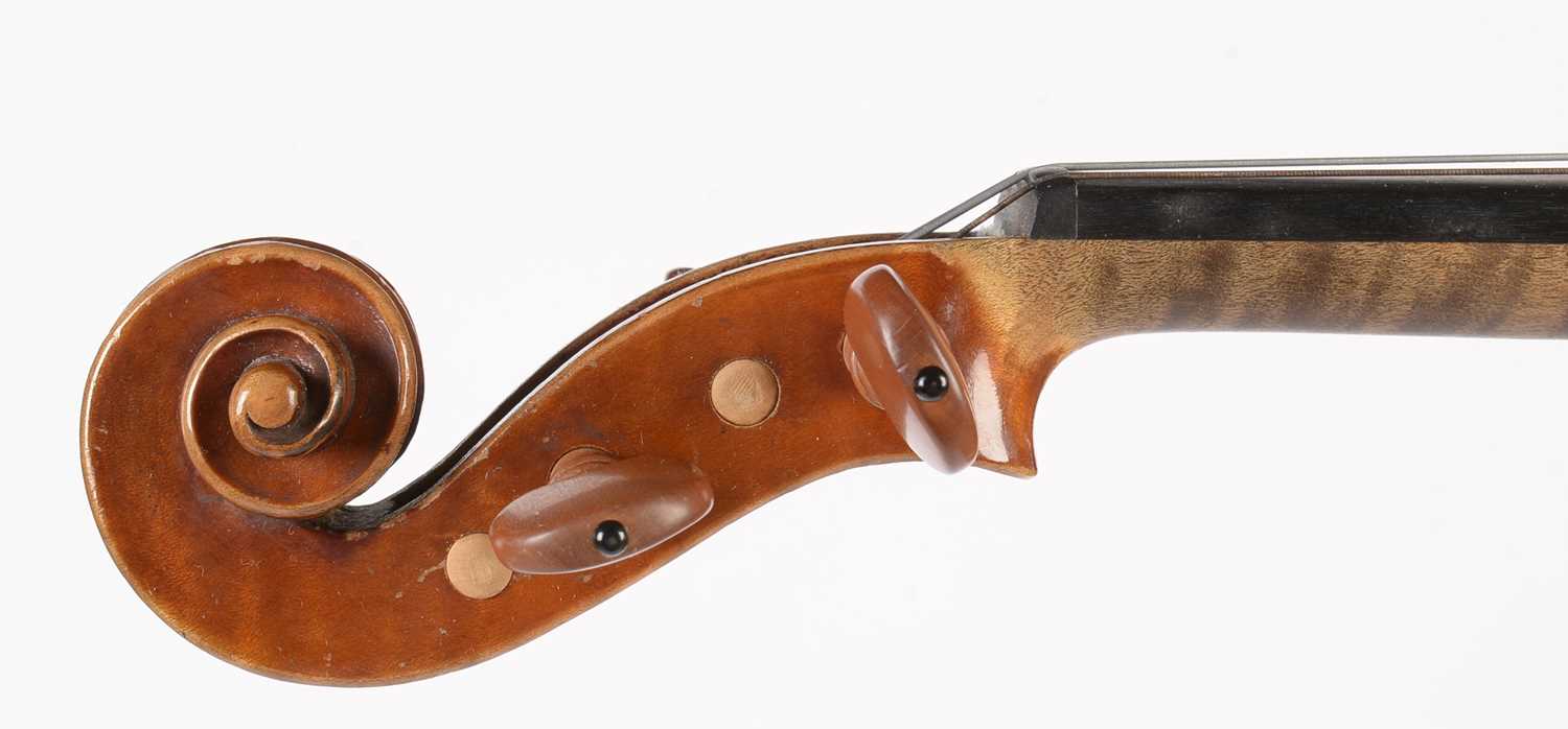 Louis Lowendall Violin, bow and case. - Bild 2 aus 15