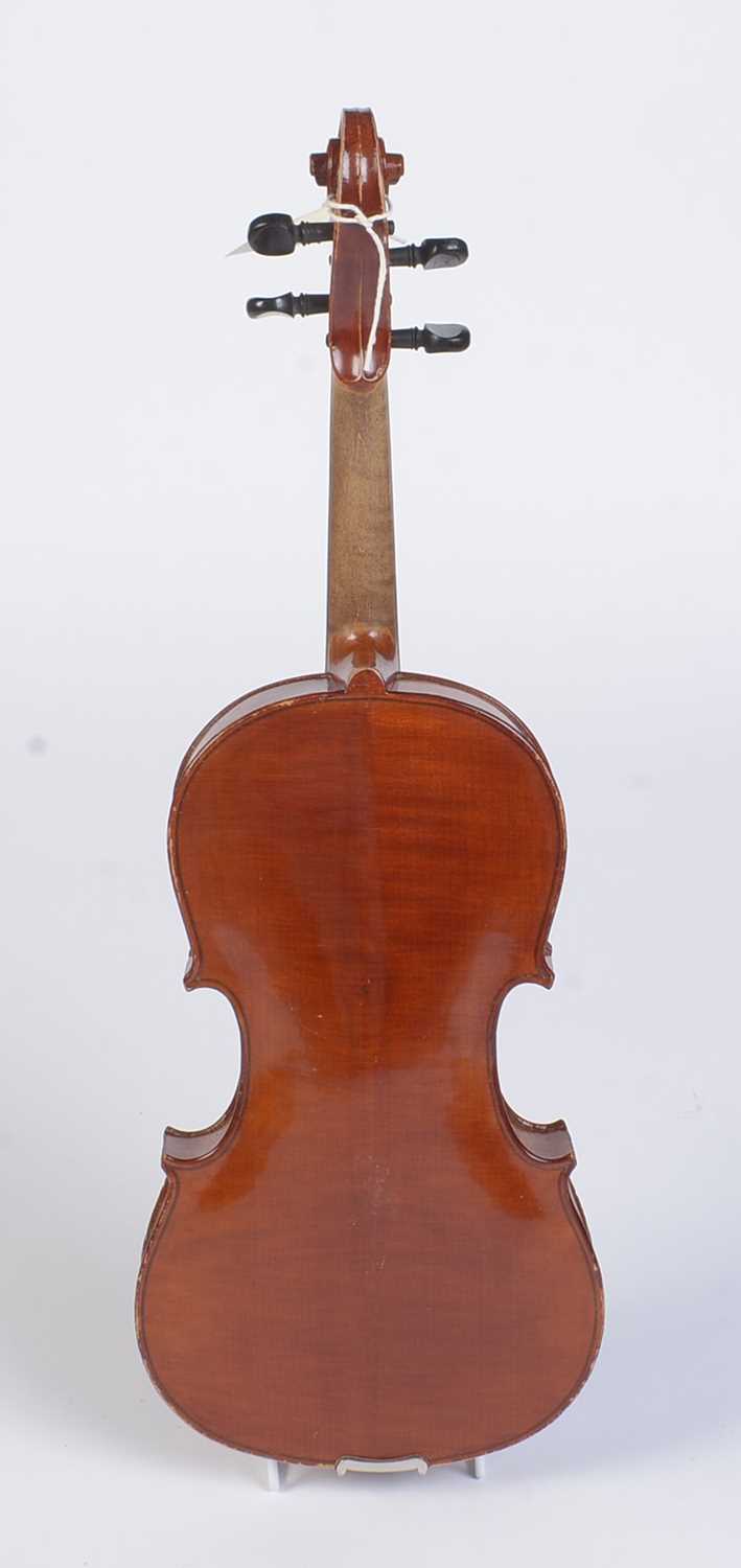 Early 20th Century German violin, bow and case - Bild 4 aus 9