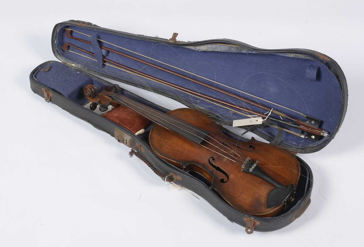 Stradivarius style violin, two bows - Bild 15 aus 15