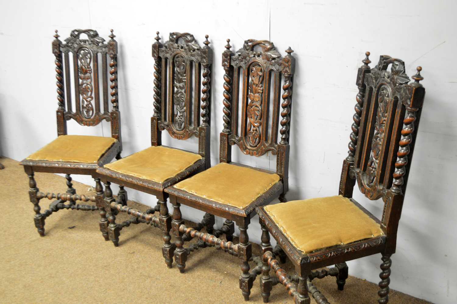 Four Victorian dining chairs in the Jacobean taste - Image 3 of 4