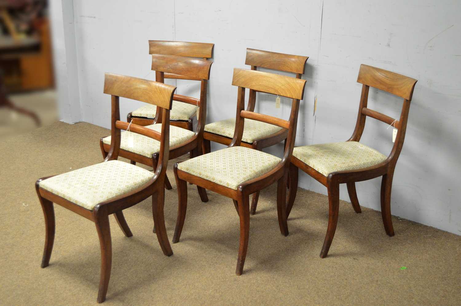 Six mid 19th Century mahogany dining chairs - Image 3 of 4