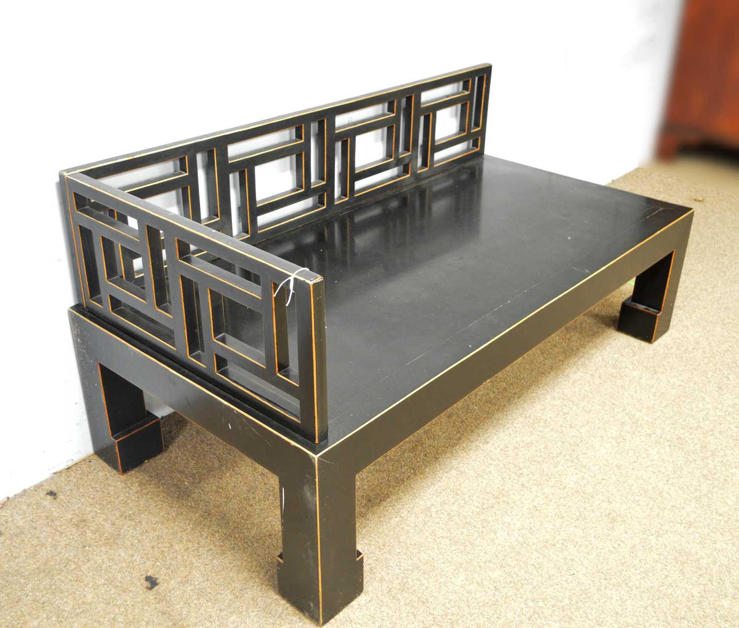 An Asian black lacquer and gold painted day bed - Image 2 of 4