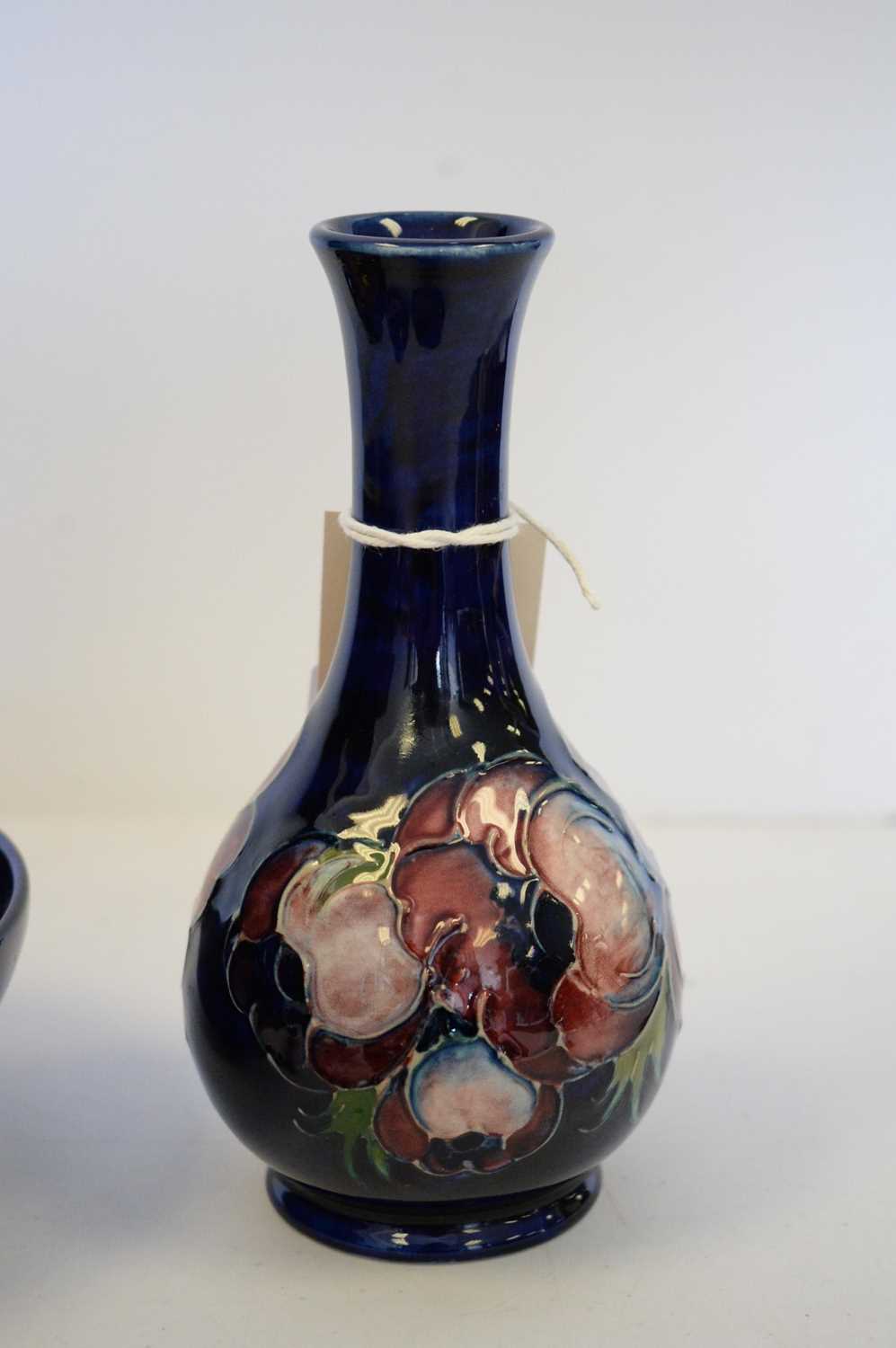 A selection of Moorcroft ceramics - Bild 2 aus 4