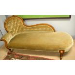 A 20th Century chaise longue.