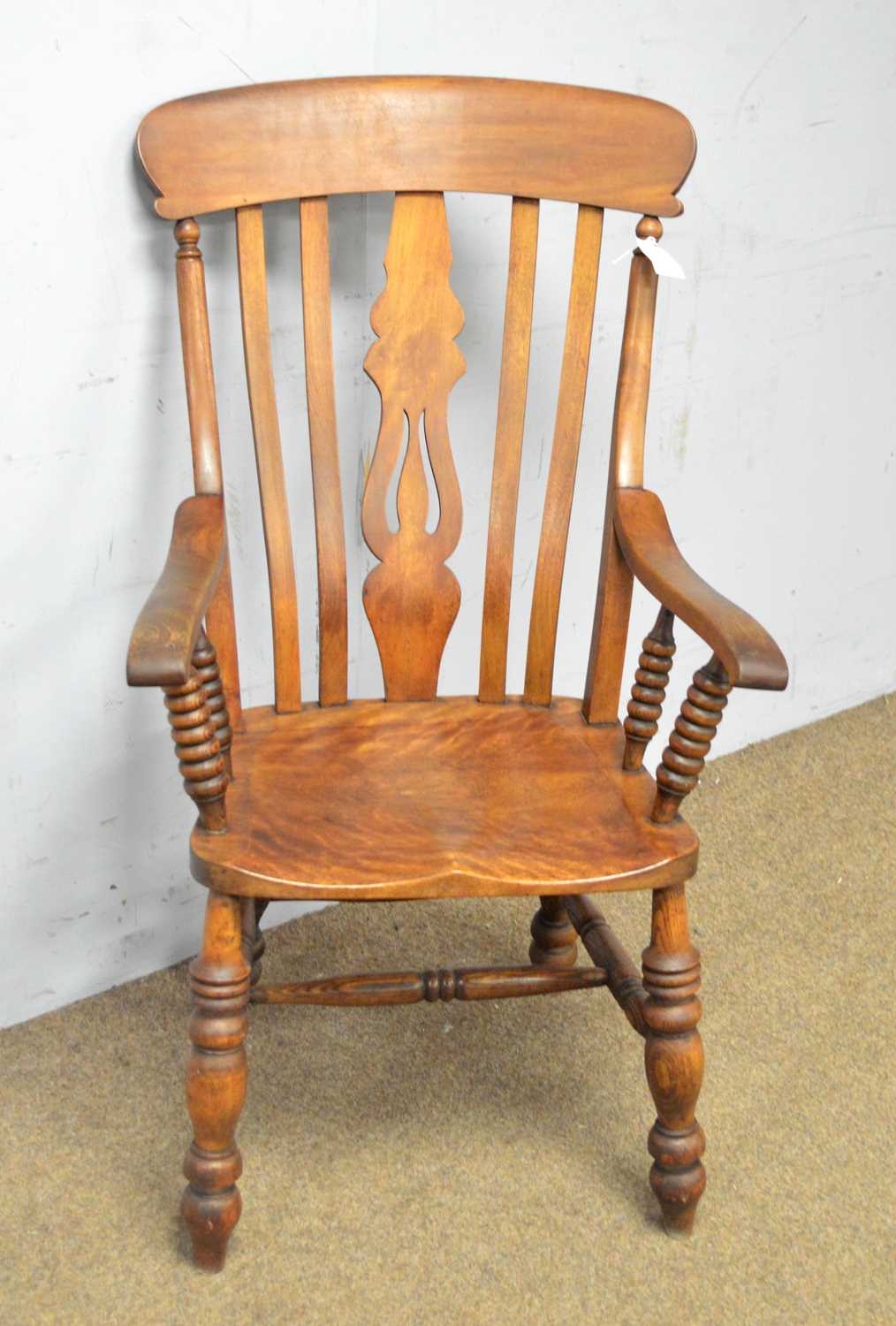 A late 19th Century rustic Windsor style armchair - Image 2 of 3
