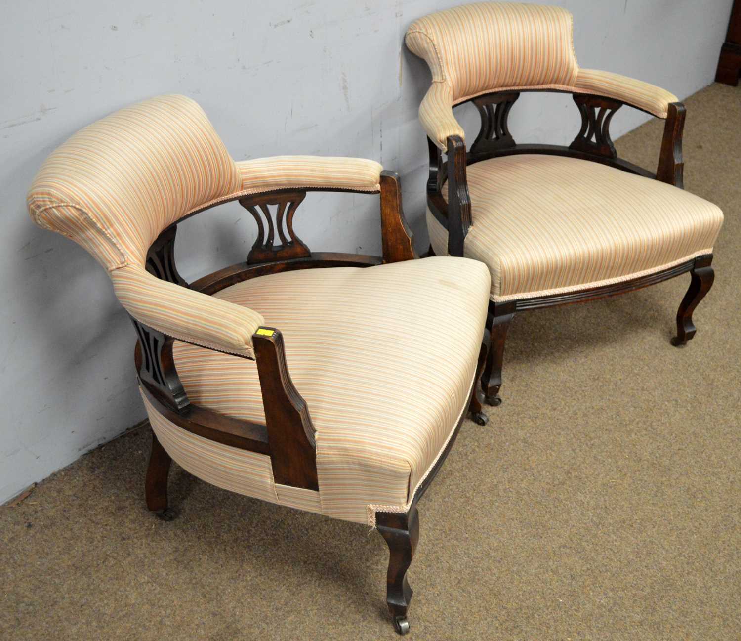 A pair of late Victorian tub chairs - Image 3 of 3