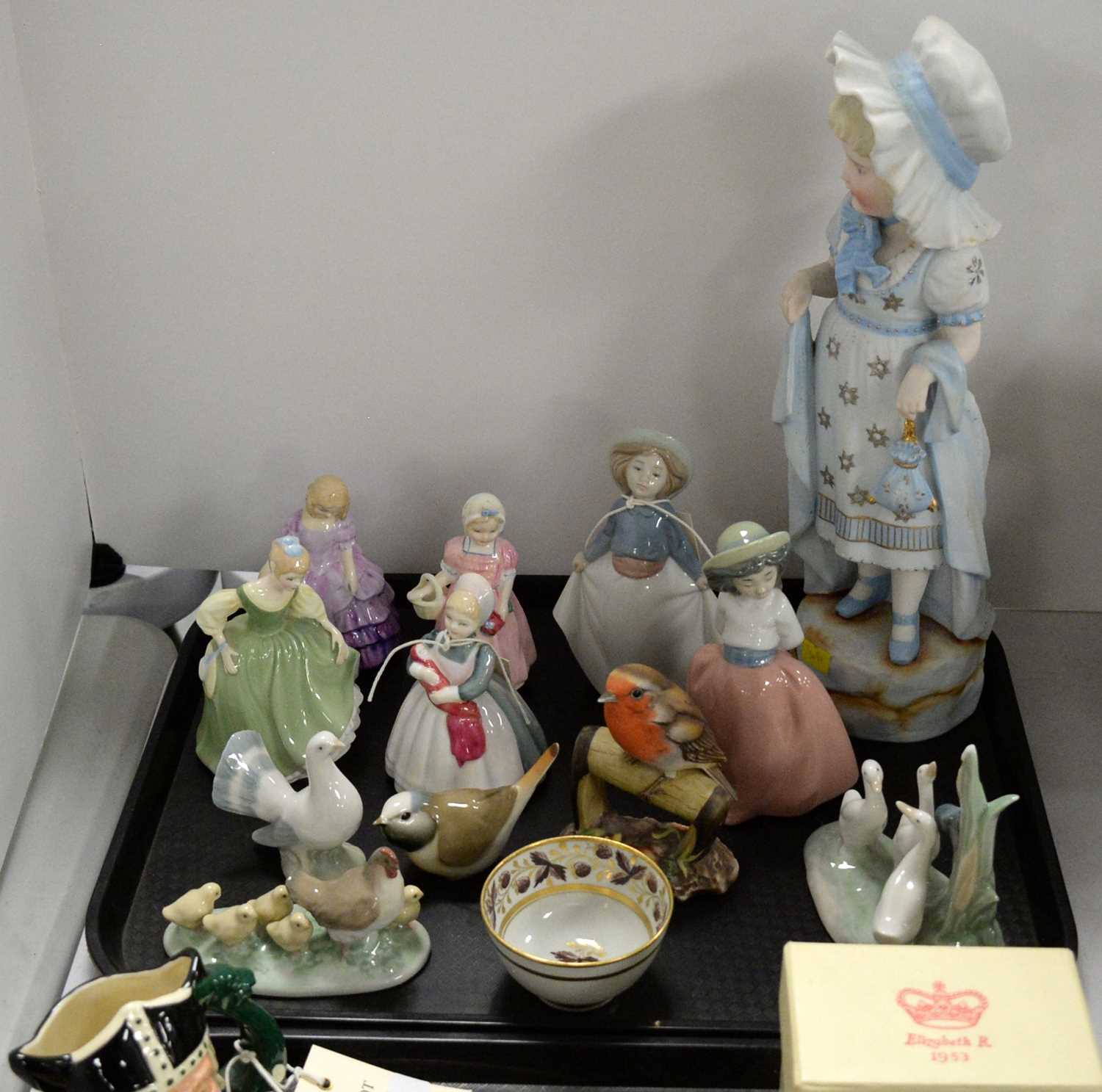 A selection of Royal Doulton and other ceramics - Bild 2 aus 3