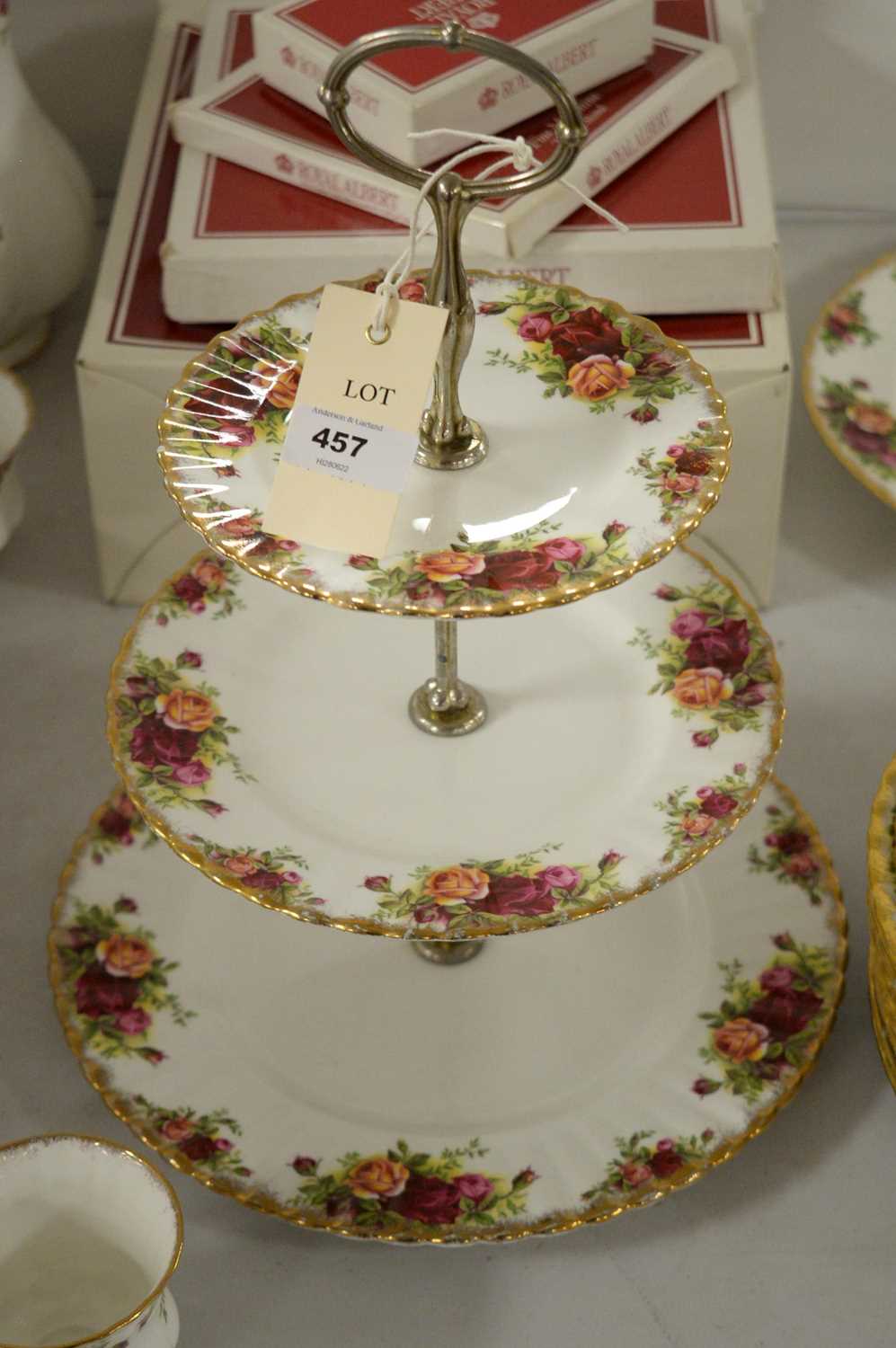 An Extensive Royal Albert 'Old Country Roses' pattern tea, coffee and dinner service. - Bild 2 aus 3