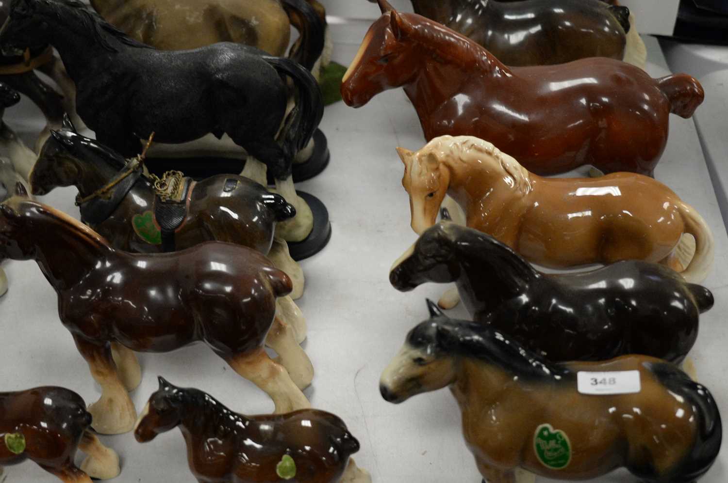 A selection of decorative ceramics and other horse figures. - Image 3 of 3