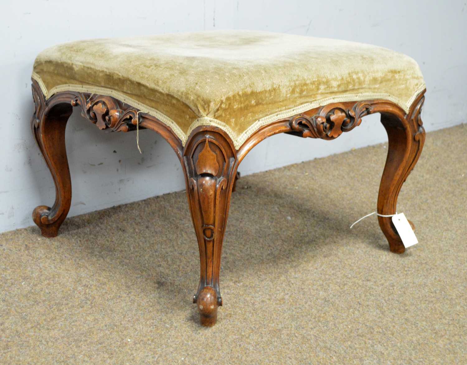 An attractive Victorian carved walnut stool and an occasional table - Image 2 of 5