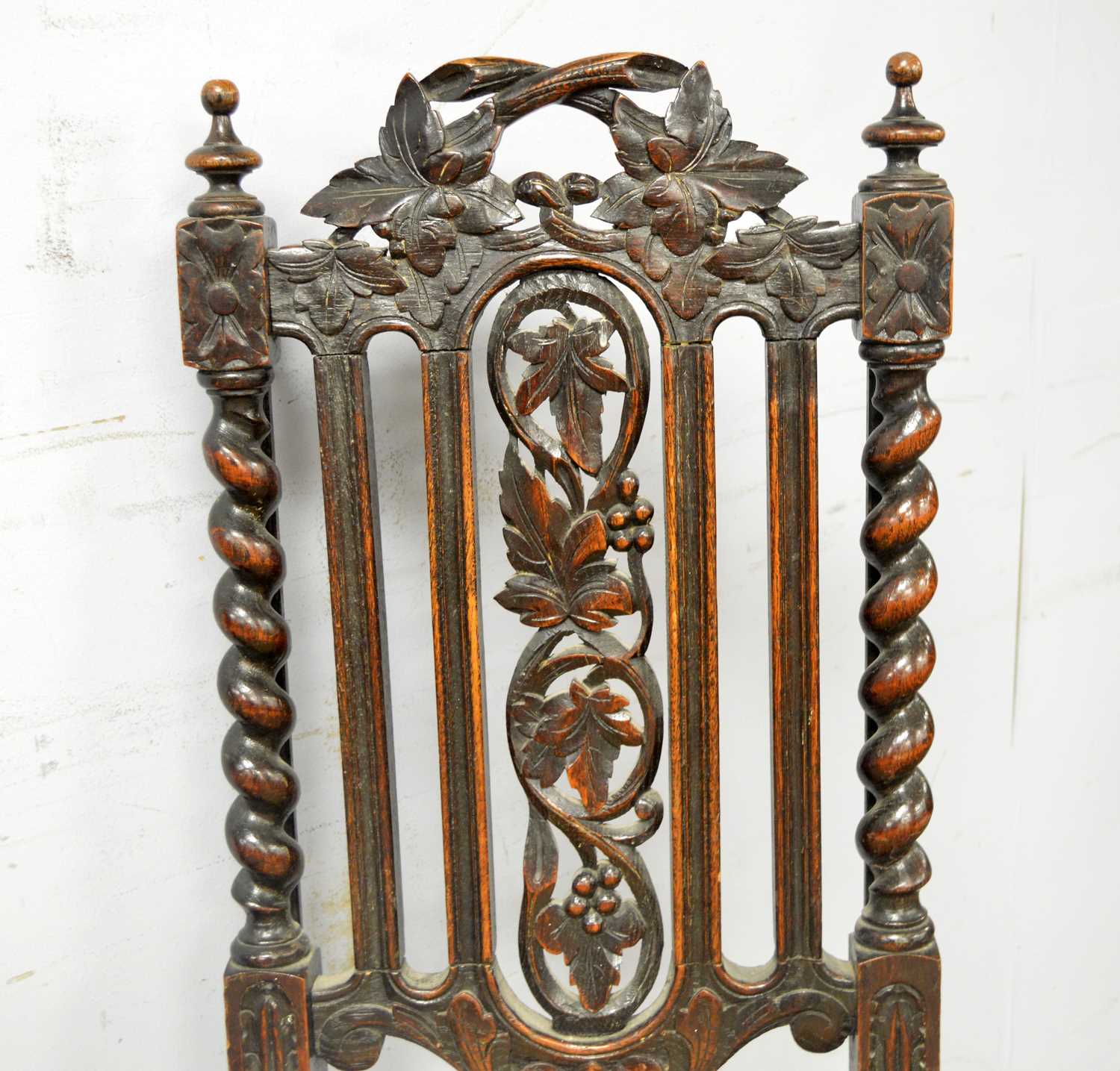 Four Victorian dining chairs in the Jacobean taste - Image 4 of 4