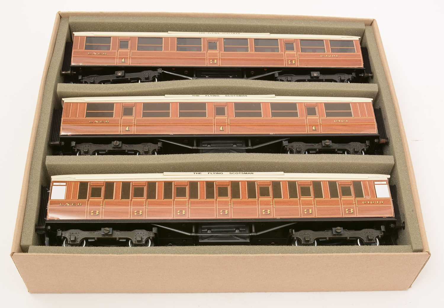 Ace Trains 0-gauge corridor coach set, - Bild 4 aus 4