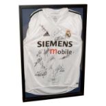 Signed Real Madrid 2004-2005 football shirt.