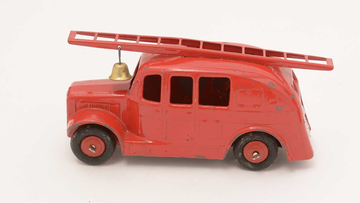 Dinky Toys diecast vehicles - Bild 3 aus 21