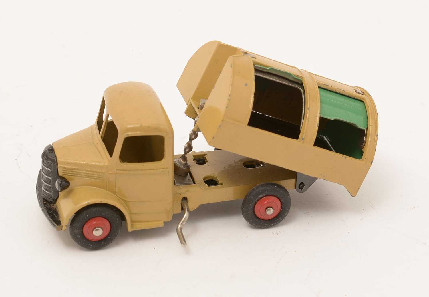Dinky Toys diecast vehicles - Bild 19 aus 21