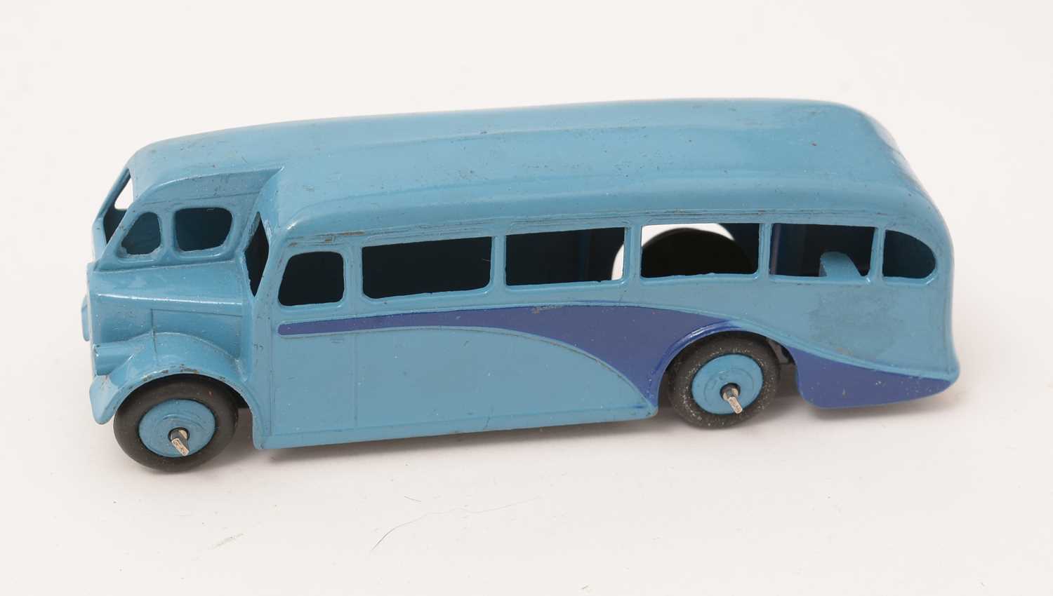 Dinky Toys diecast vehicles - Bild 13 aus 21