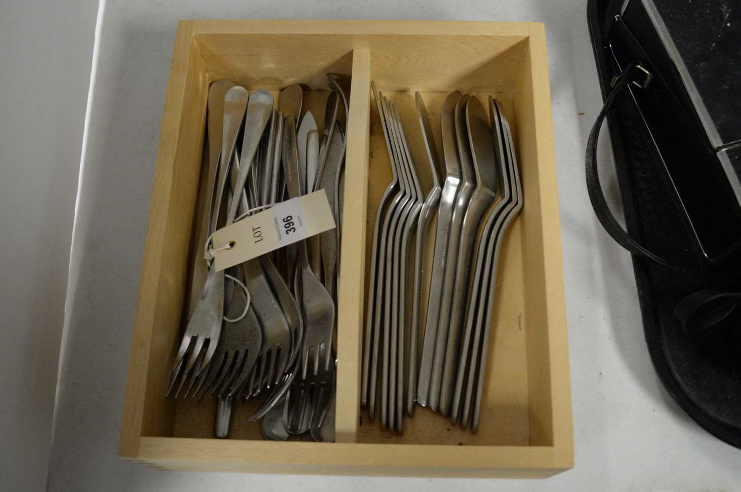 A suite of contemporary style Old Hall stainless steel cutlery
