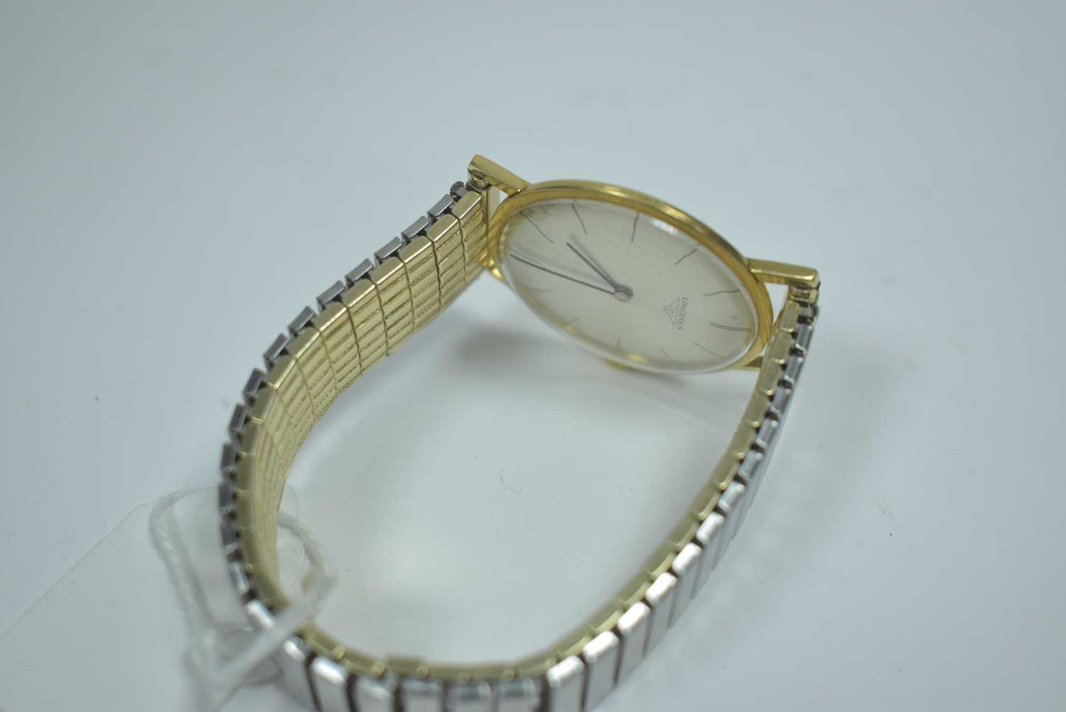 Longines: an 18ct yellow gold cased wristwatch, - Bild 6 aus 6