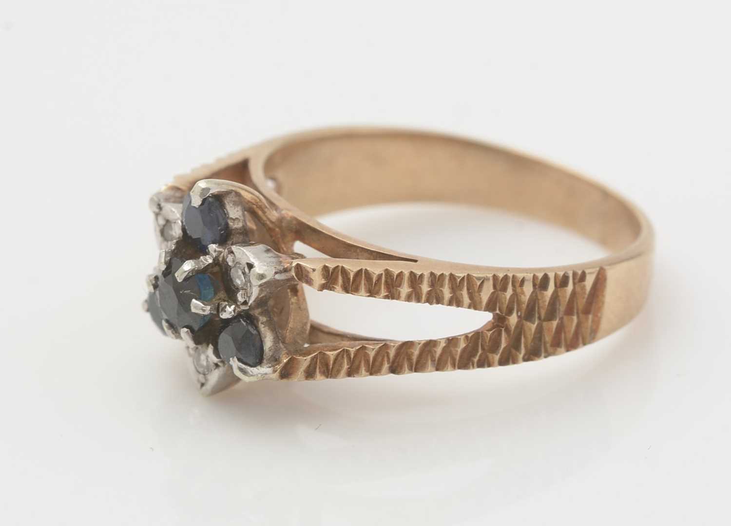 A sapphire and diamond cluster ring and a garnet cluster ring, - Image 2 of 5