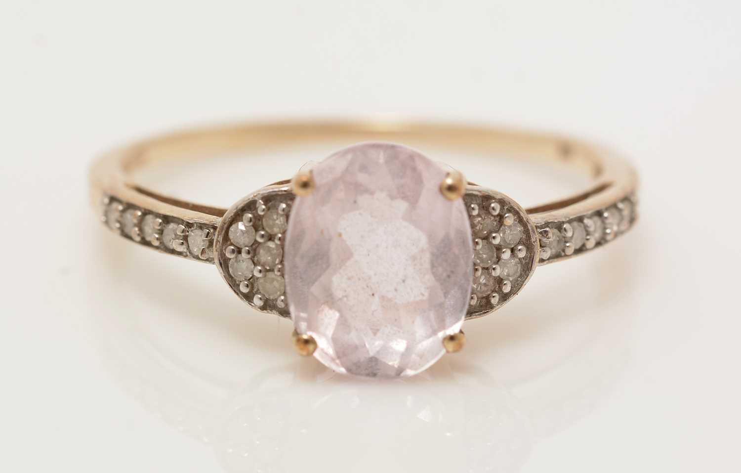 A kunzite and diamond ring, - Image 2 of 3