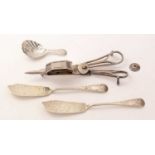 Silver butter knives, caddy spoon and plated snuffer